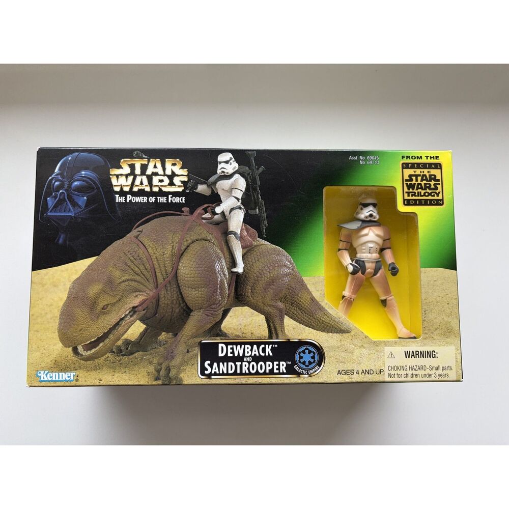 Kennar Star Wars Power of the Force Dewback and Sandtropper action figure